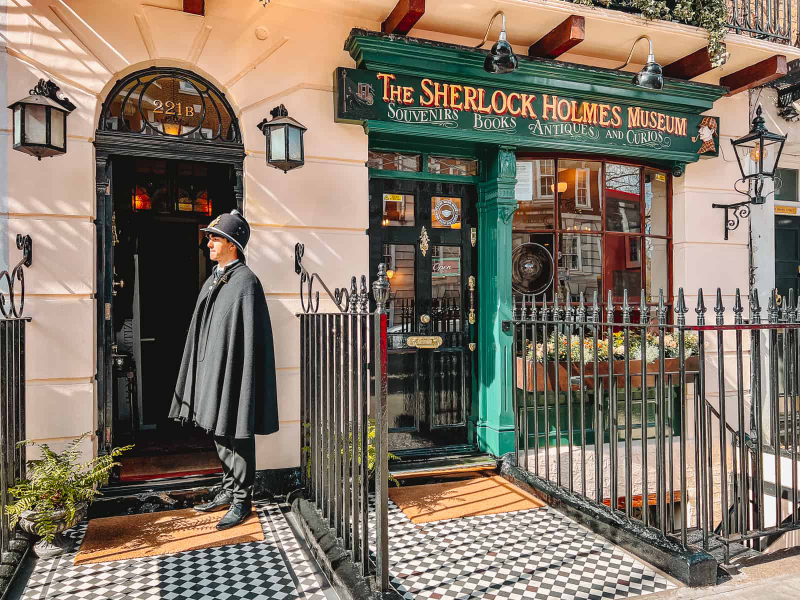Sherlock Holmes Museum - 221b Baker St | Secret World Trip Planner