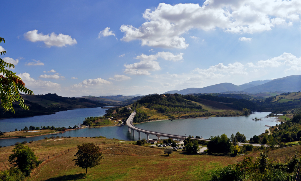 Lago di Cingoli - Lago di Cingoli | Secret World Trip Planner