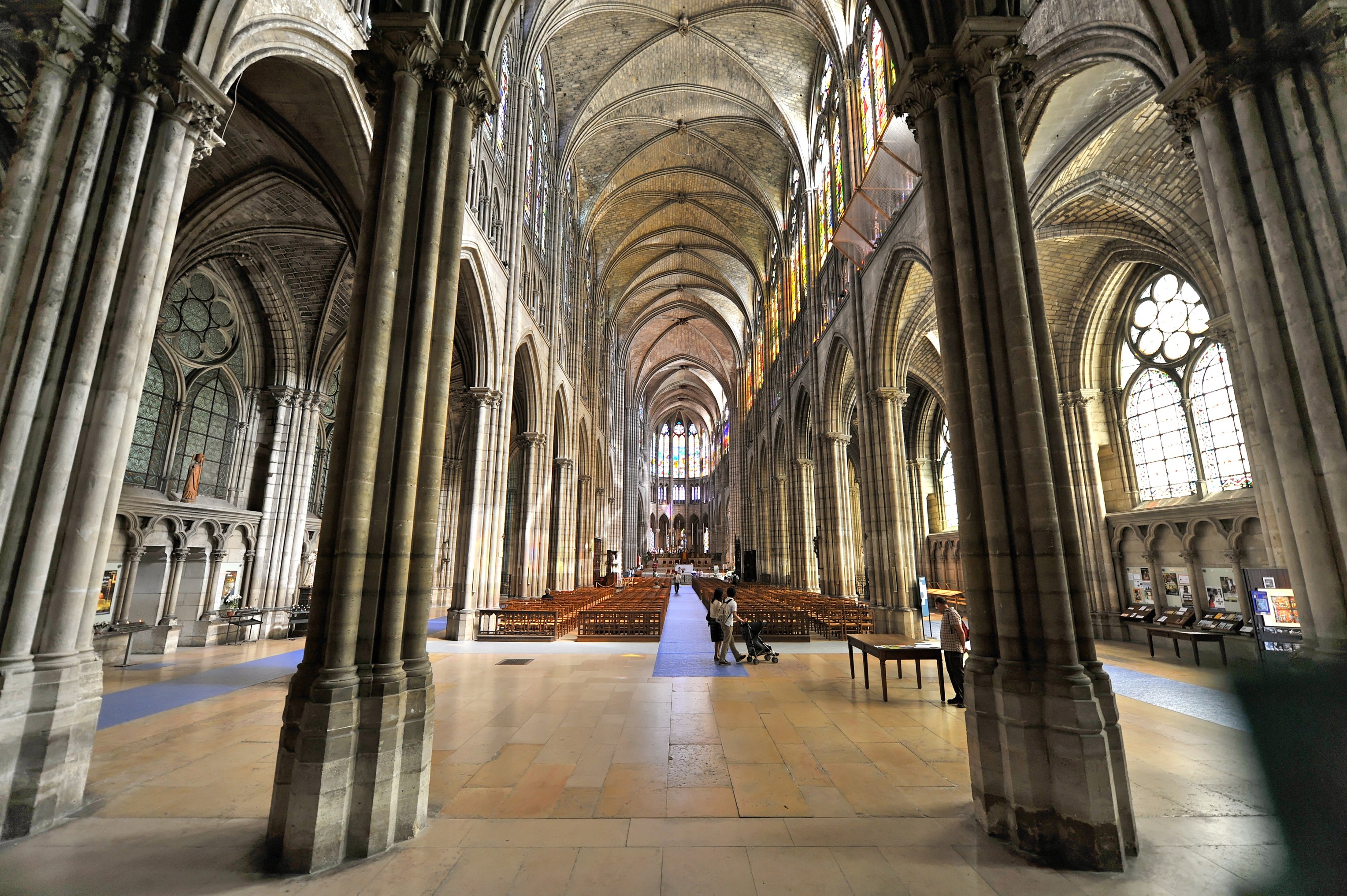 Basilique de Saint-Denis - Saint-Denis | Secret World Trip Planner