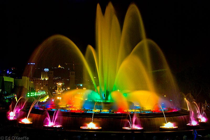 La Fontana Magica di Montjuïc - Barcelona | Secret World Trip Planner