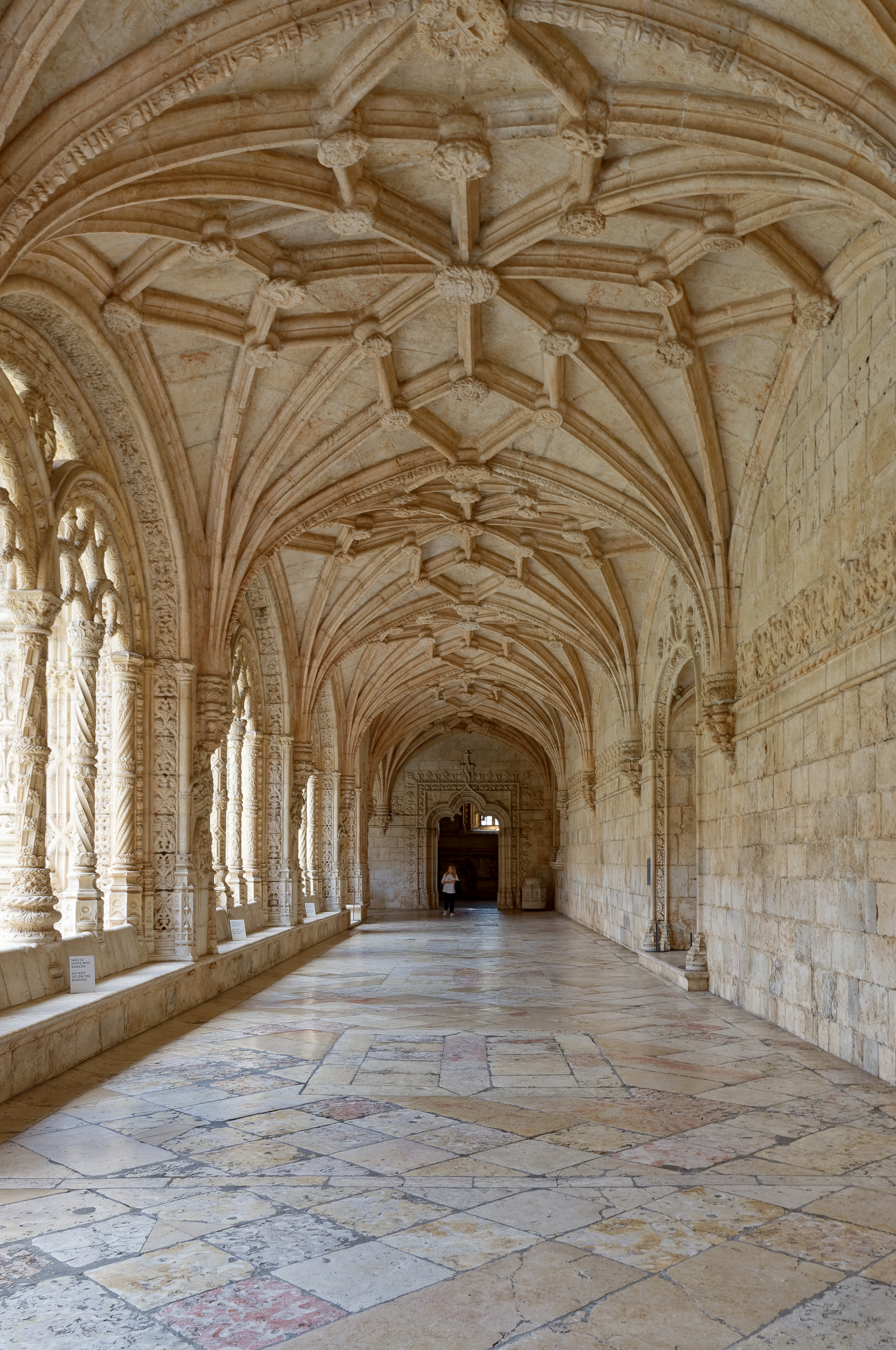 Odkryj Cuda Klasztoru Hieronimitów w Lizbonie - Praça do Império 1400-206 Lisboa | Secret World Trip Planner