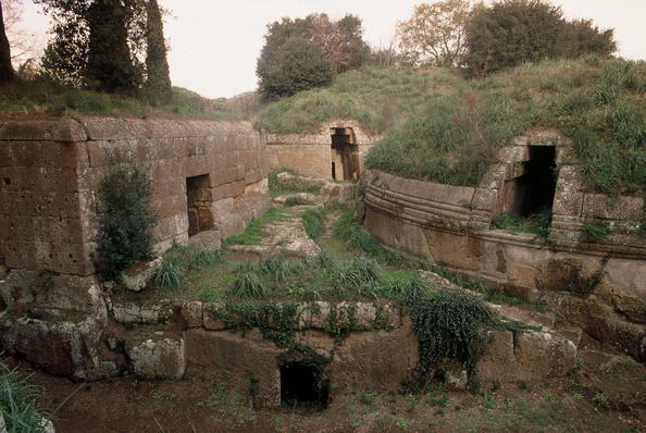 Necropoli Etrusca di Sovana - Sovana | Secret World Trip Planner