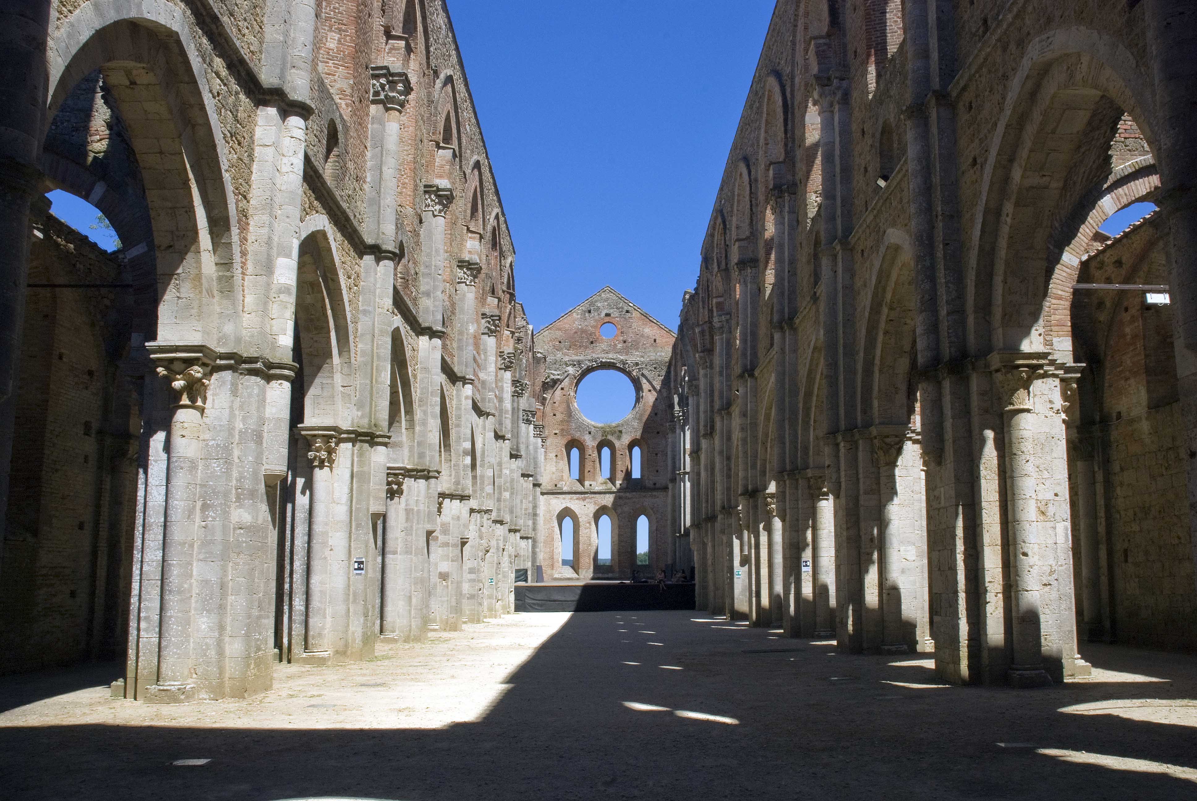 Abbazia di San Galgano - Chiusdino | Secret World Trip Planner