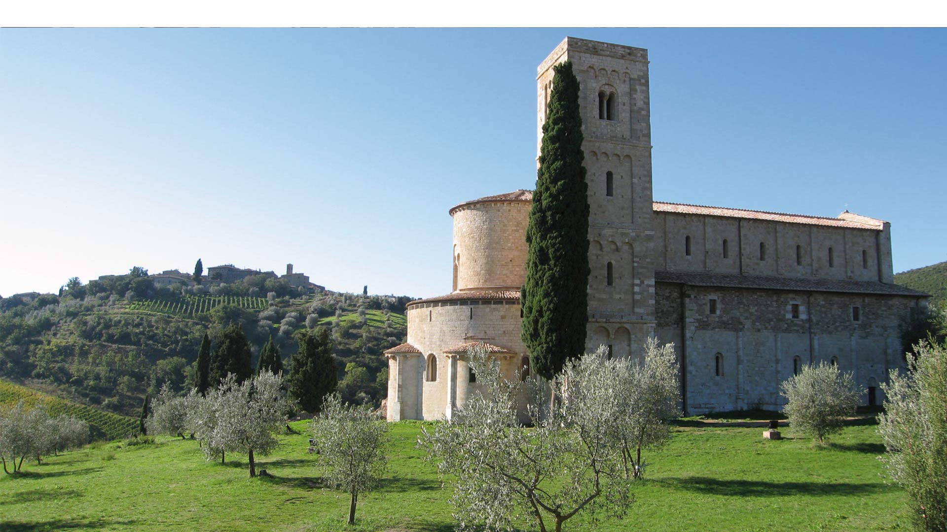 Abbazia di Sant'antimo - Castelnuovo dell'Abate | Secret World Trip Planner