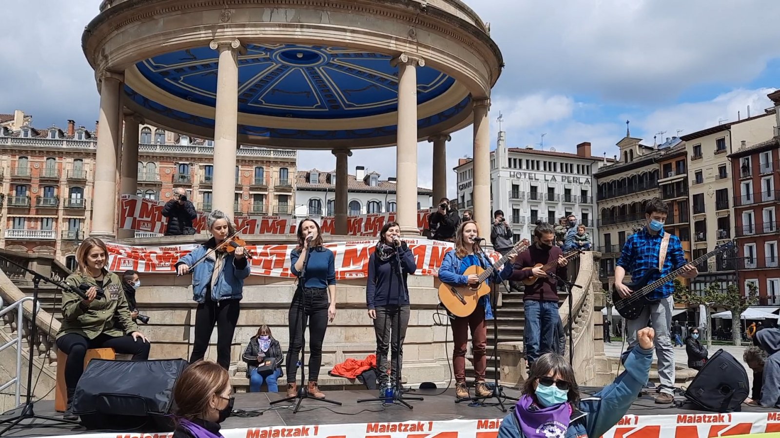 La Plaza del Castillo - Pamplona | Secret World Trip Planner