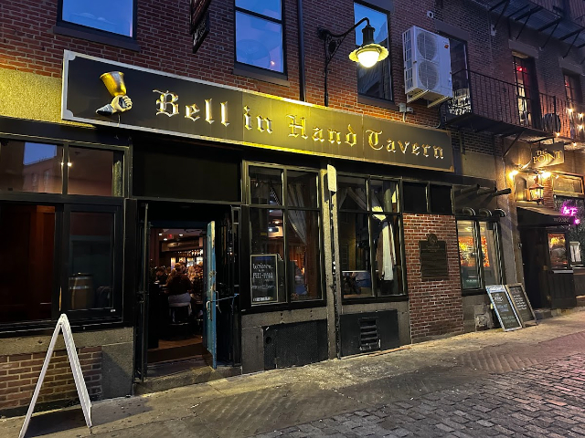 Amerikas älteste Taverne - 45 Union St | Secret World Trip Planner