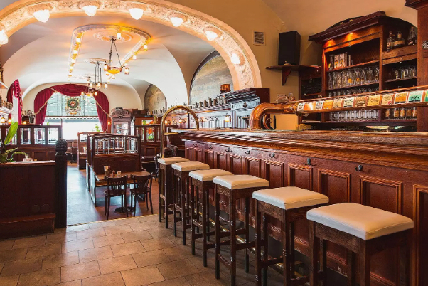 Restaurante e Bar Zum Franziskaner - Stoccolma | Secret World Trip Planner