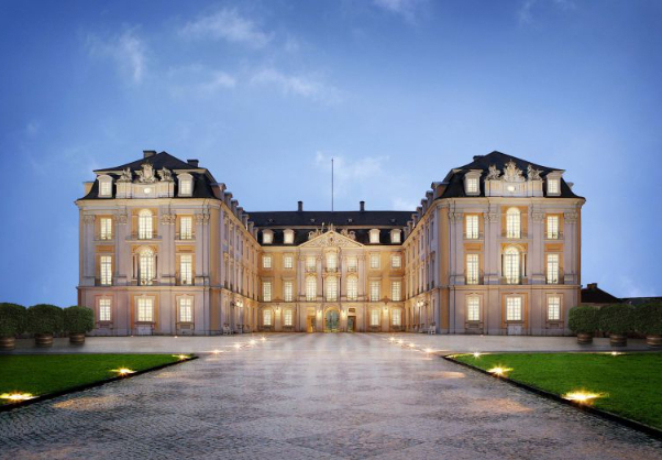 Die Brühler Schlösser - Die barocke Pracht in Brühl — Brühl