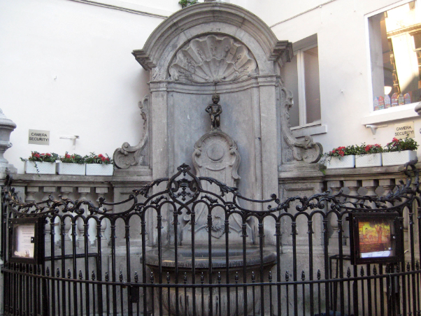 Il Manneken-Pis in Bruxelles - Bruxelles | Secret World Trip Planner