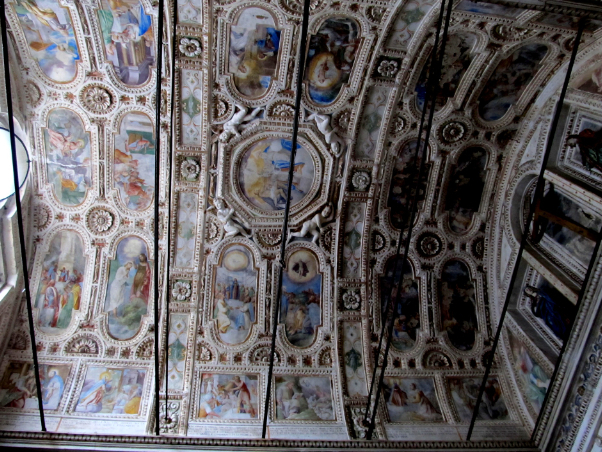 Inverigo: Kościół Sant'Andrea al Navello - Inverigo | Secret World Trip Planner