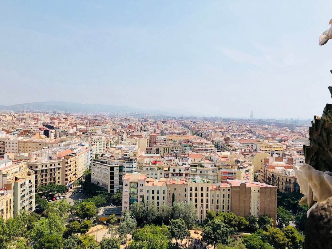 Gracia - zielone płuca Barcelony - Barcellona | Secret World Trip Planner