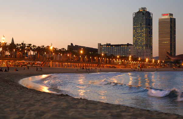 La Barceloneta es un pueblo tradicional de pescadores — Barcellona