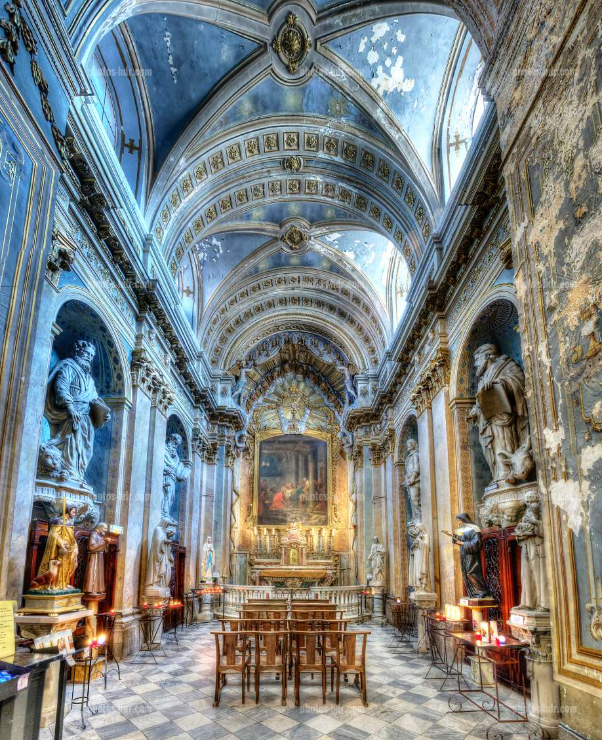 Le Puy Cathedral (Cathédrale Notre-Dame du Puy) - Le Puy-en-Velay | Secret World Trip Planner