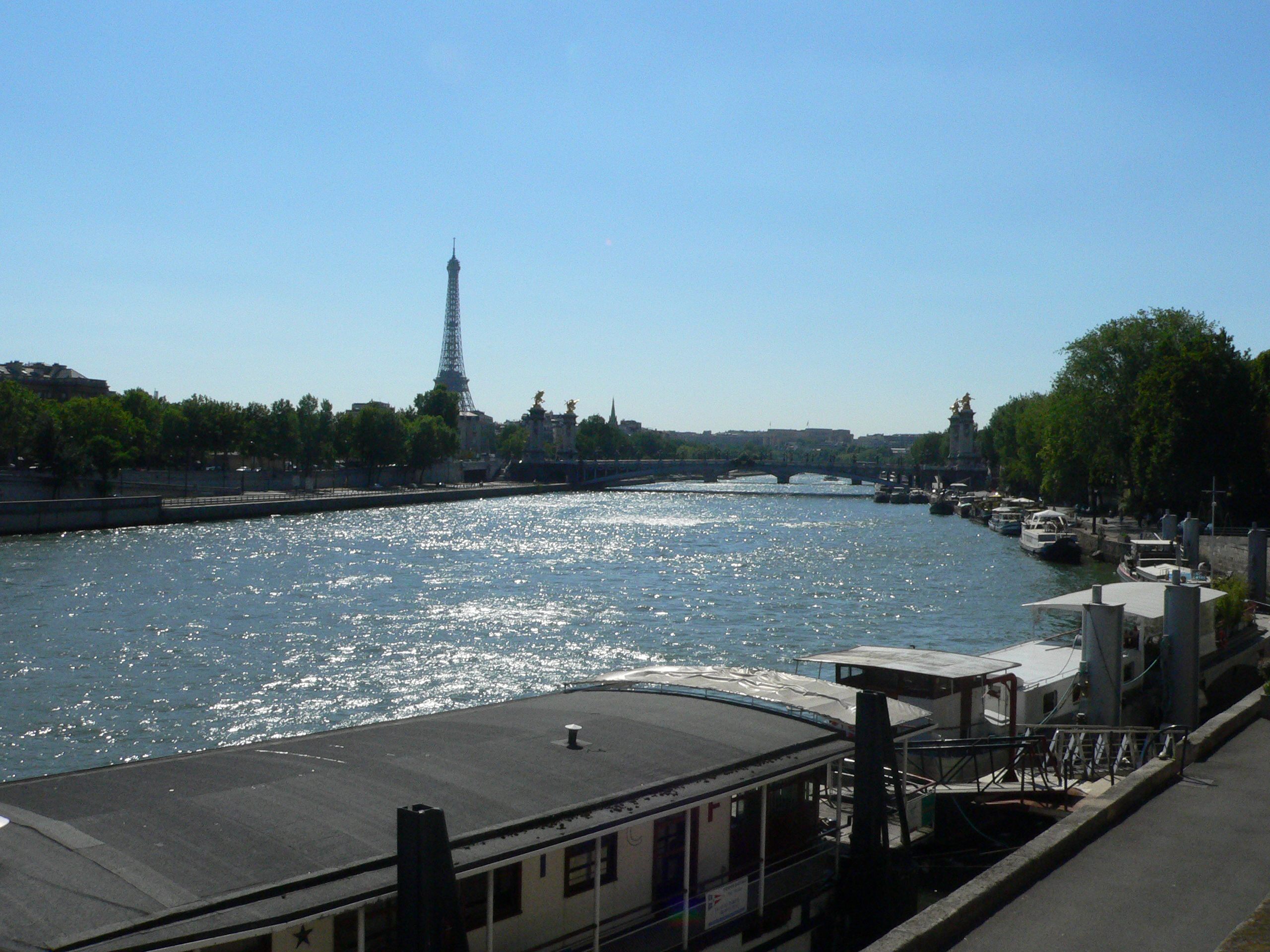 Фонтан речной торговли и судоходства - Paris | Secret World Trip Planner