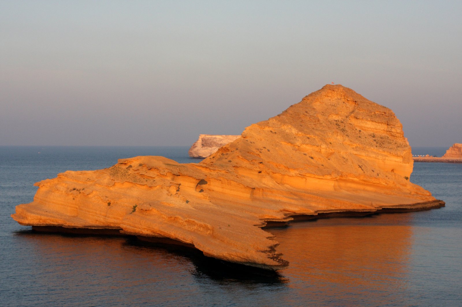 Shangri-La's Barr Al Jissah Resort - Qantab | Secret World Trip Planner