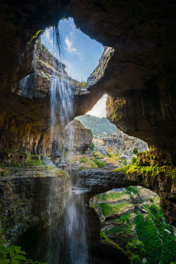 Водопад в ущелье Баатара в Ливане — Cascata delle gole del Baatara