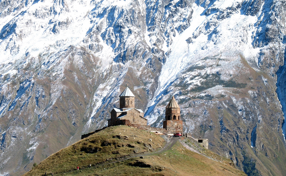 Dreifaltigkeitskirche Gergeti — Stepantsminda