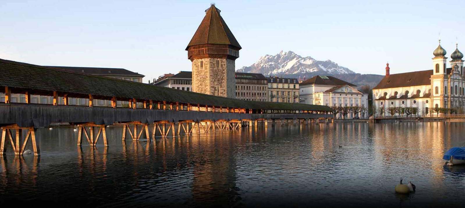 Most Kapeluszowy (Kapellbrücke) - Lucerna | Secret World Trip Planner