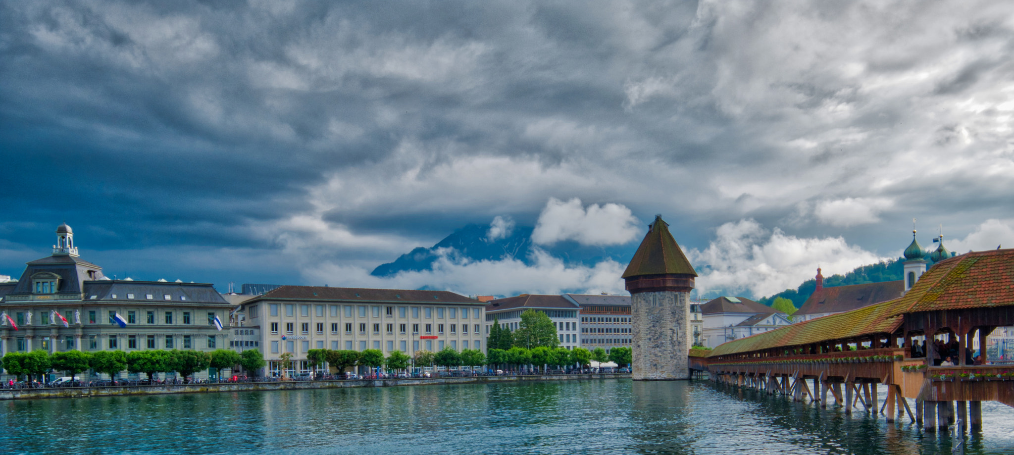 Most Kapeluszowy (Kapellbrücke) - Lucerna | Secret World Trip Planner