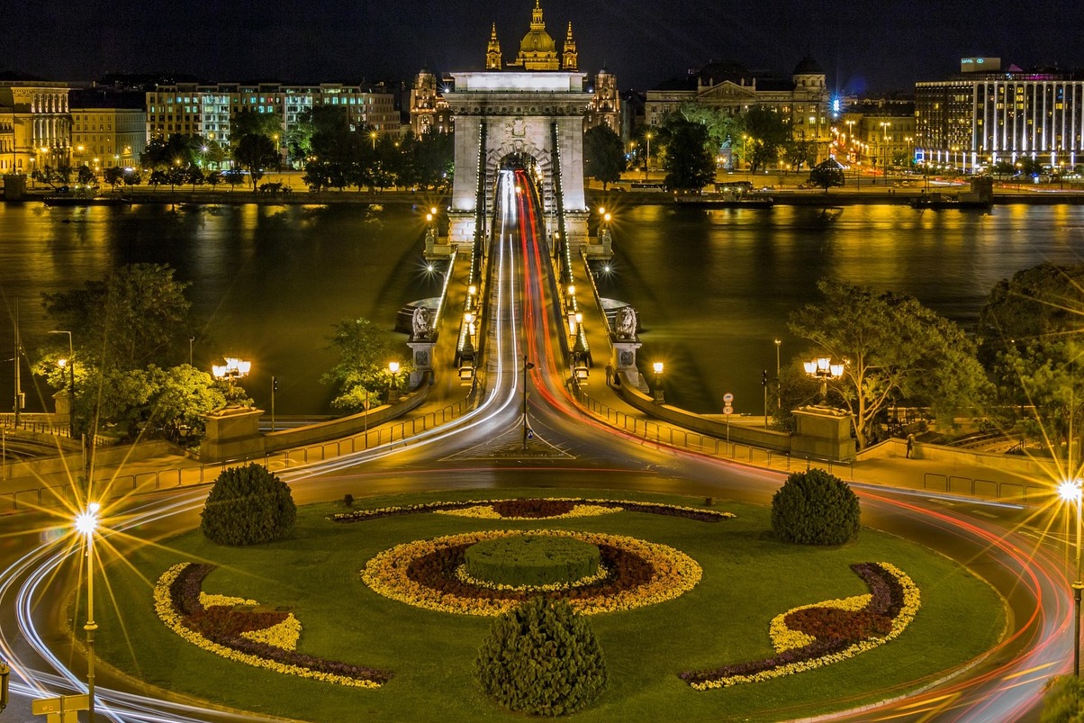 Ponte delle Catene di Szechenyi Budapest - Budapest | Secret World Trip Planner