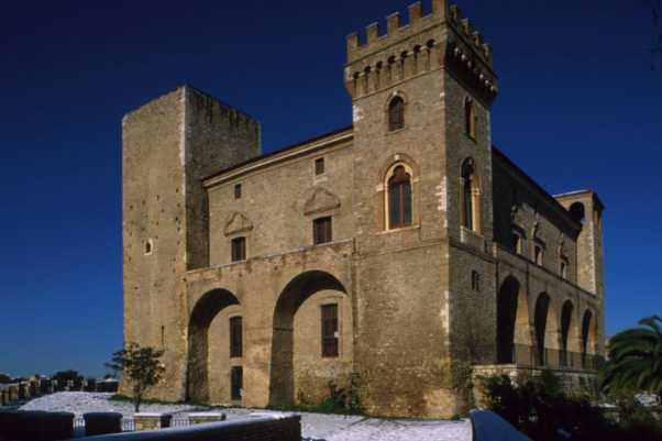 Herzogliches Schloss von Crecchio - Crecchio | Secret World Trip Planner