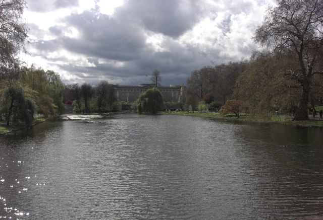 Buckingham Palace | The heart of the British monarchy - Londra | Secret World Trip Planner