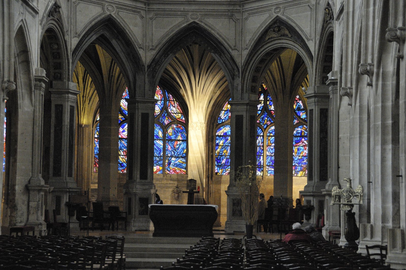 サン・セアキュート・ヴェリニ教会：パリで最も古い教会の一つ - 秘密の世界 - Chiesa di Saint-Séverin | Secret World Trip Planner