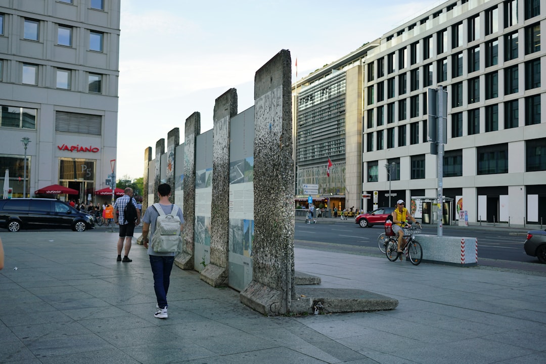 Checkpoint Charlie and the Berlin’s Wall - Berlin | Secret World Trip Planner