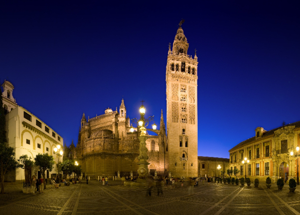 The Plaza de Virgen de los Reyes in Seville - Sevilla | Secret World Trip Planner