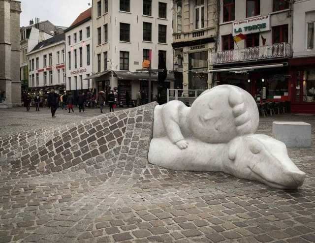 Statua di Nello e Patrasche - Antwerpen | Secret World Trip Planner
