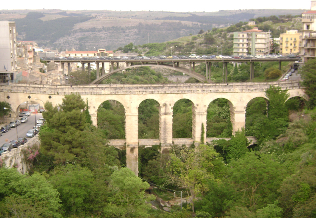 Oude brug - Ragusa | Secret World Trip Planner