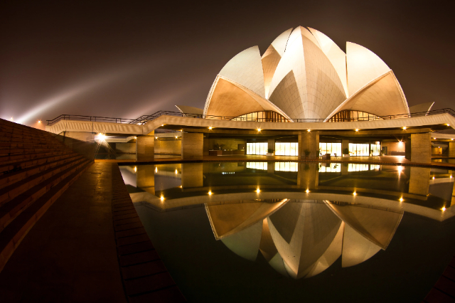Tempio del Loto - New Delhi | Secret World Trip Planner