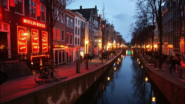 Red Light District  - Amsterdam | Secret World Trip Planner