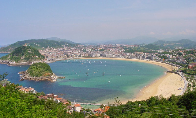 La Concha Beach - 20007 | Secret World Trip Planner