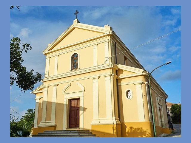 Die Kirche von San Pietro Apostolo - Ricadi | Secret World Trip Planner