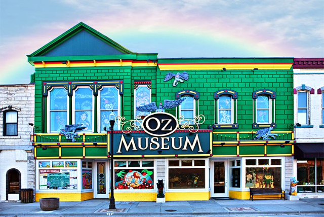 THE WIZARD OF OZ MUSEUM - Cape Canaveral | Secret World Trip Planner