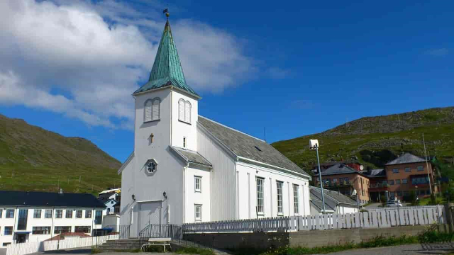 Honningsvag Church - Kirkegata 2 | Secret World Trip Planner