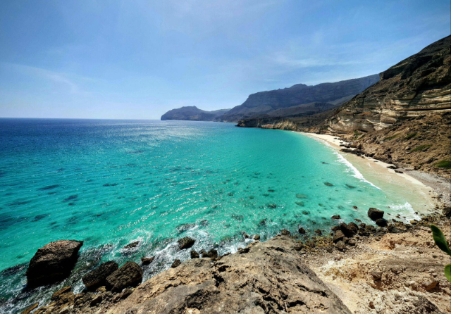 La spiaggia di Al Fazayih - Fazayah Beach | Secret World Trip Planner