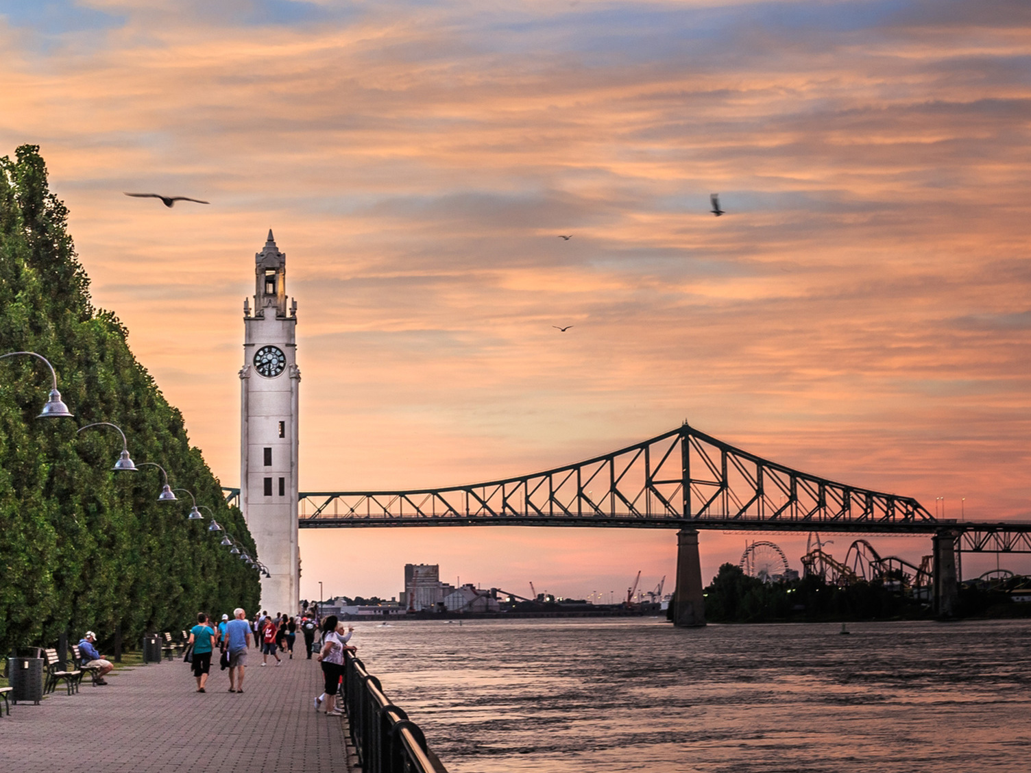 Montreal | The Clock Tower - Montréal | Secret World Trip Planner