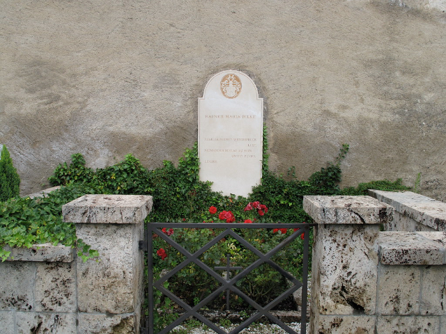 La tomba di Rainer Maria Rilke - Raron | Secret World Trip Planner