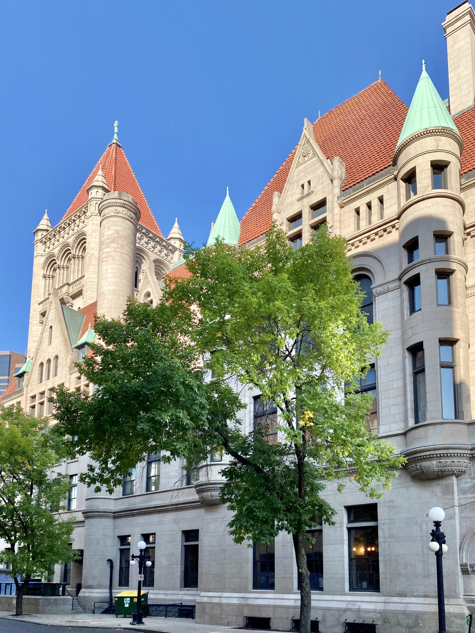 Punkt orientacyjny w SaintPaul - Saint Paul | Secret World Trip Planner