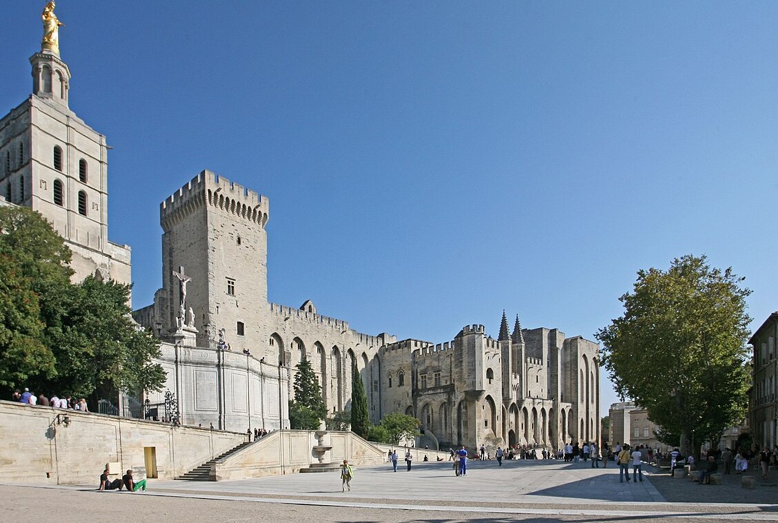 아비뇽의 교황 궁전 - Avignon | Secret World Trip Planner