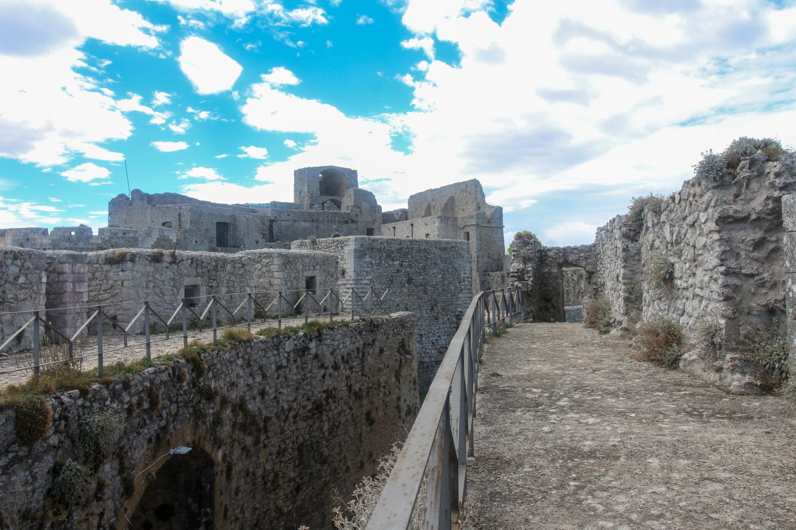 Il Castello di Monte Sant'Angelo - Monte Sant'Angelo | Secret World Trip Planner