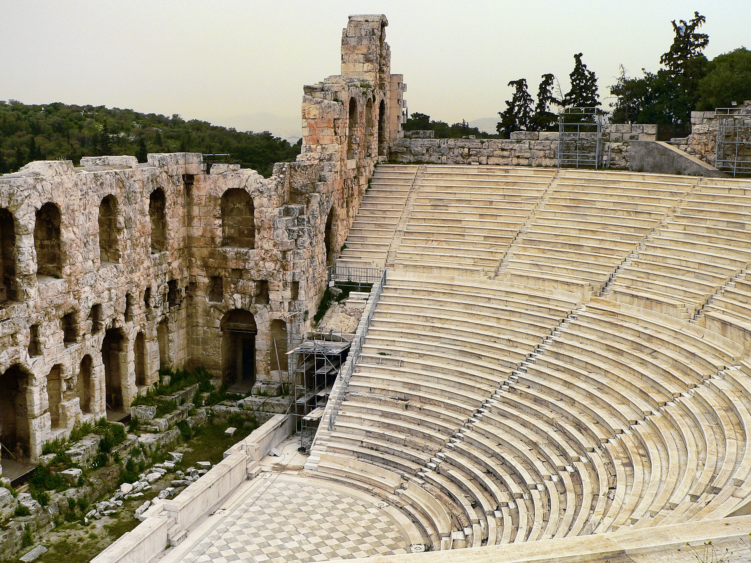 Grèce | Athina : Le théâtre d'Hérode Atticus - Athina | Secret World Trip Planner