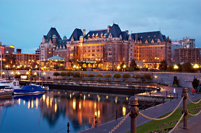 Ночи с привидениями в отеле Victoria's Empress - Victoria | Secret World Trip Planner