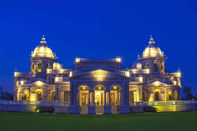 古尔扎宫殿 - Bahawalpur | Secret World Trip Planner