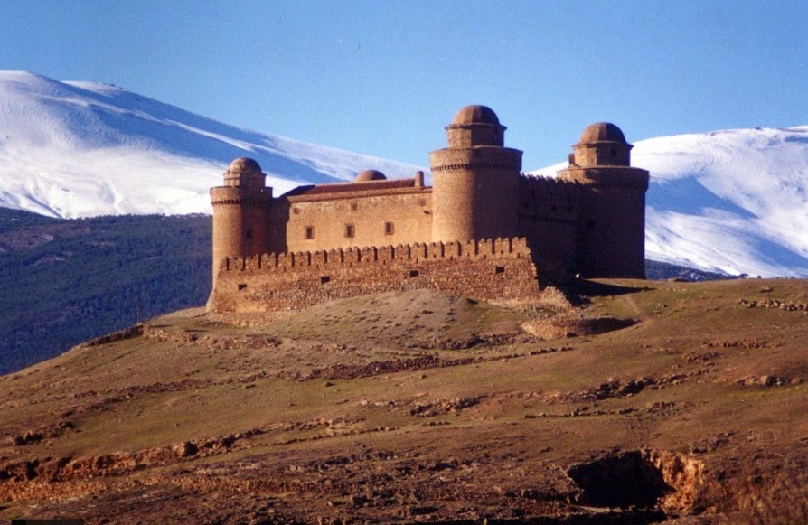 Burg Calahorra, östlich von Granada gelegen — La Calahorra