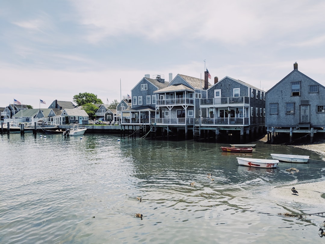 楠塔基特：鹅卵石小巷和浪漫的悬崖 - Nantucket | Secret World Trip Planner