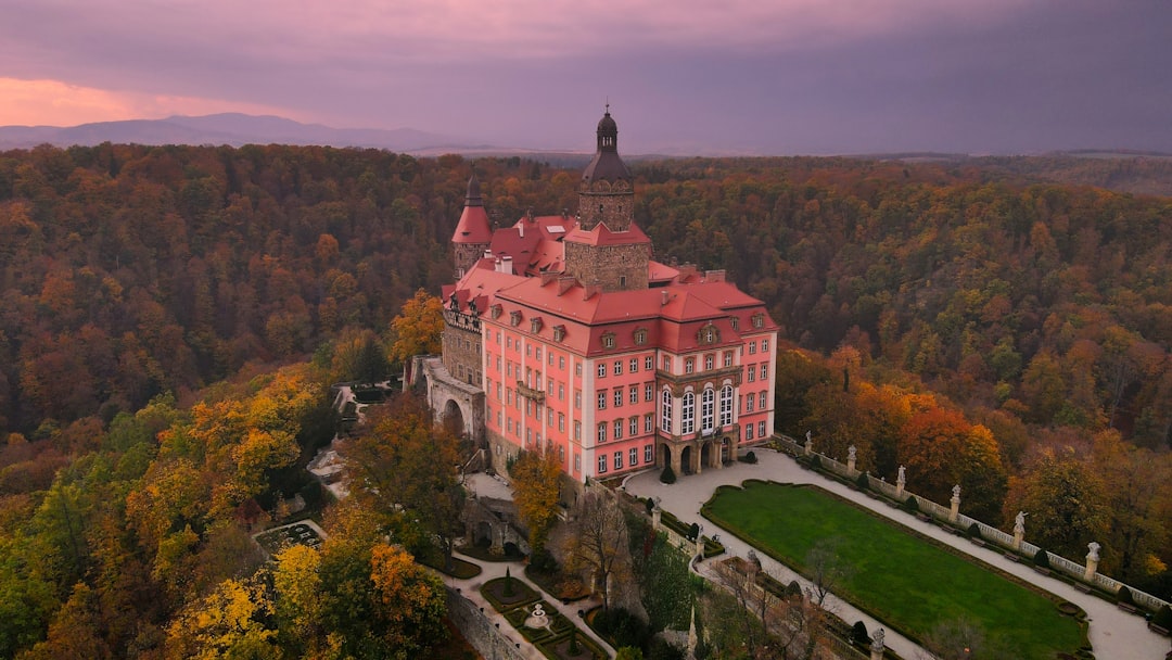 El castillo de Ksiaz, el tercer castillo más grande de Polonia - Wa?brzych | Secret World Trip Planner