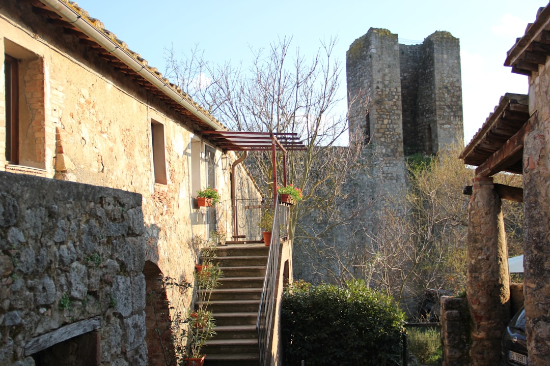 Monteriggioni, wspaniała Wioska niedaleko Sieny - Monteriggioni | Secret World Trip Planner